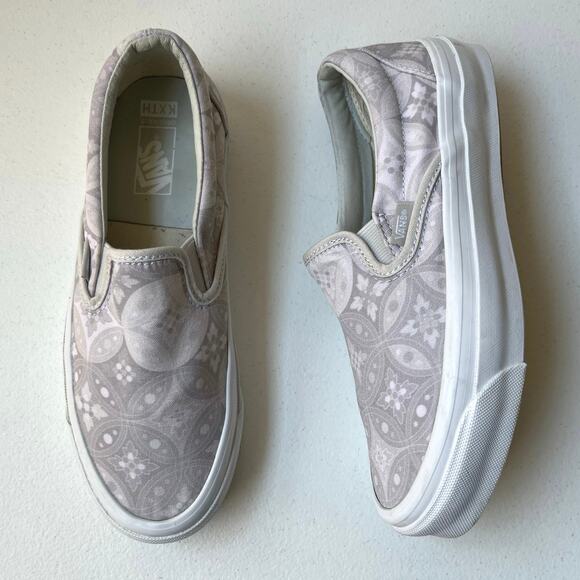 Vans x Kith 10th Anniversary OG Classic Slip-On LX Shoes Gray Unisex W7/M5.5 - Picture 2 of 12